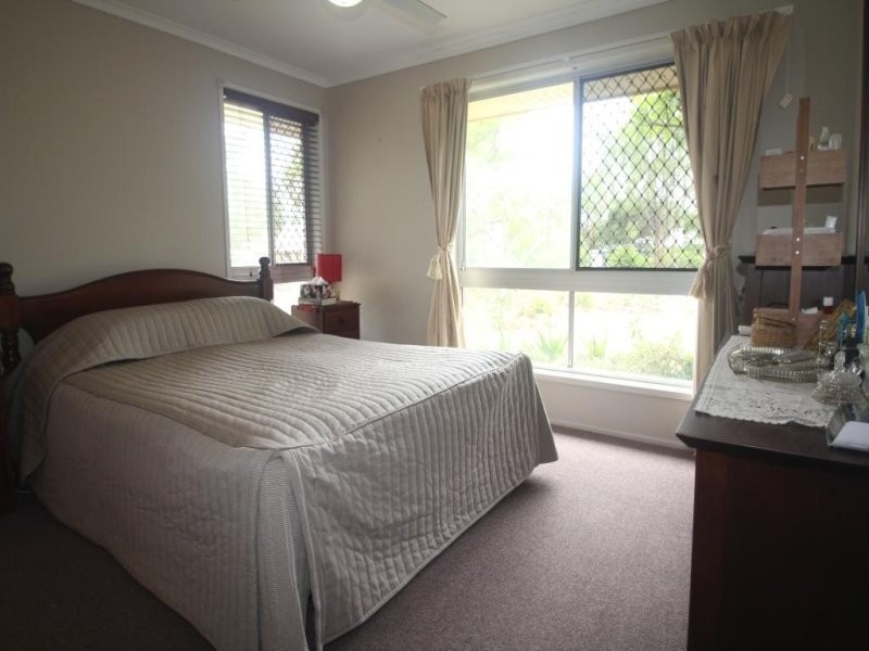 9 Stewart Street, Withcott QLD 4352