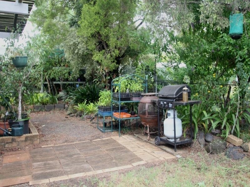 9 Stewart Street, Withcott QLD 4352