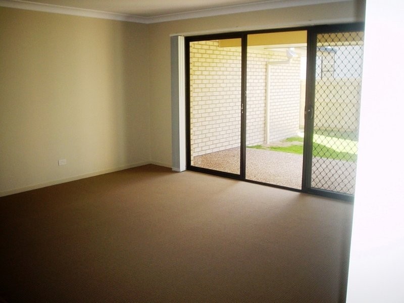 6 Carly Drive, Helidon QLD 4344