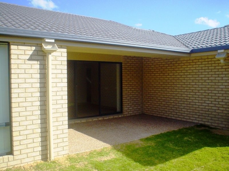 6 Carly Drive, Helidon QLD 4344