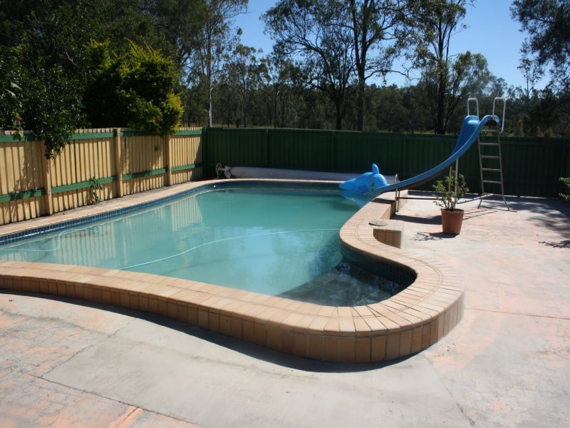 75 Glencoe Road, Withcott QLD 4352
