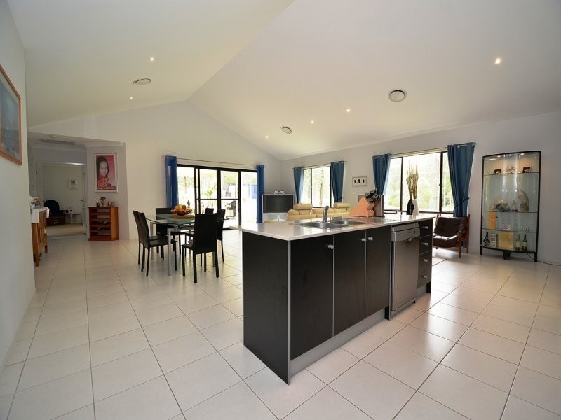 LOT. 102  /  NO Sandpiper Drive, Regency Downs QLD 4341