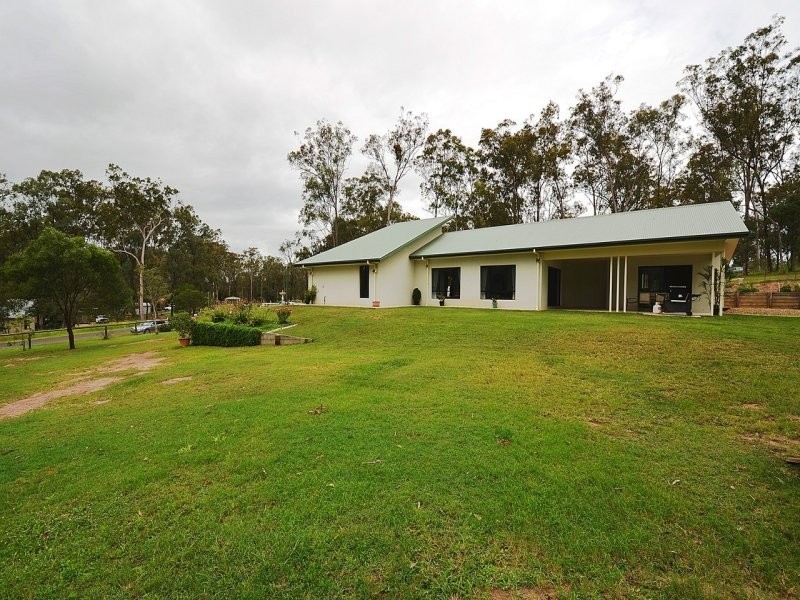 LOT. 102  /  NO Sandpiper Drive, Regency Downs QLD 4341