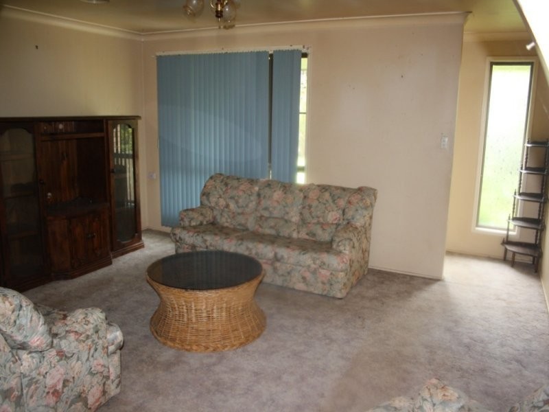 8705 Warrego H’way, Withcott QLD 4352