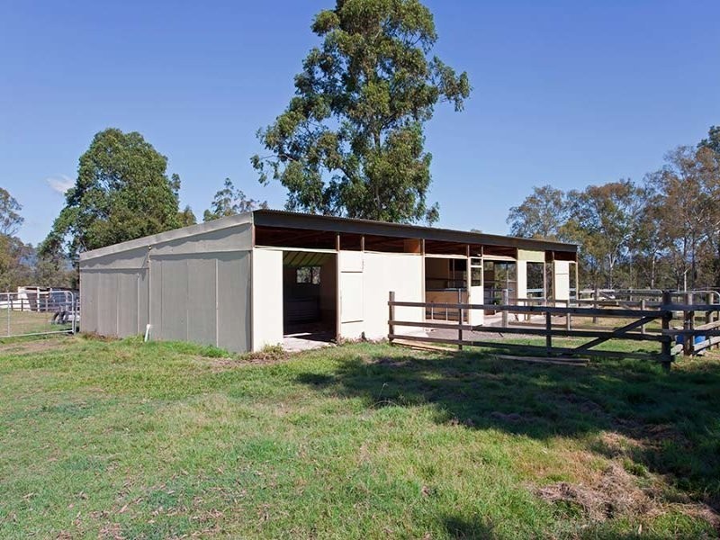 30 Symes Road, Helidon QLD 4344