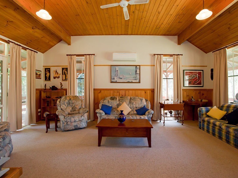 318 Connors Road, Helidon QLD 4344