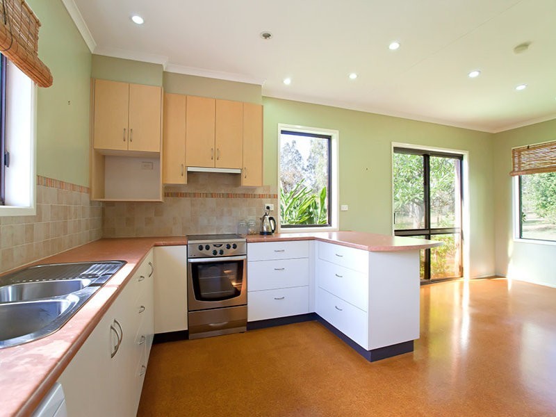 Withcott QLD 4352