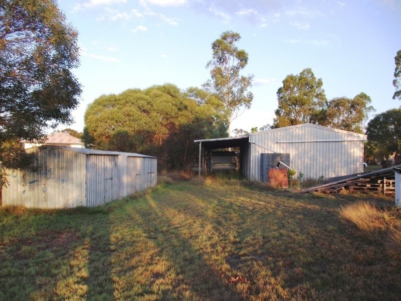 NO. 4 Magpie Avenue, Regency Downs QLD 4341