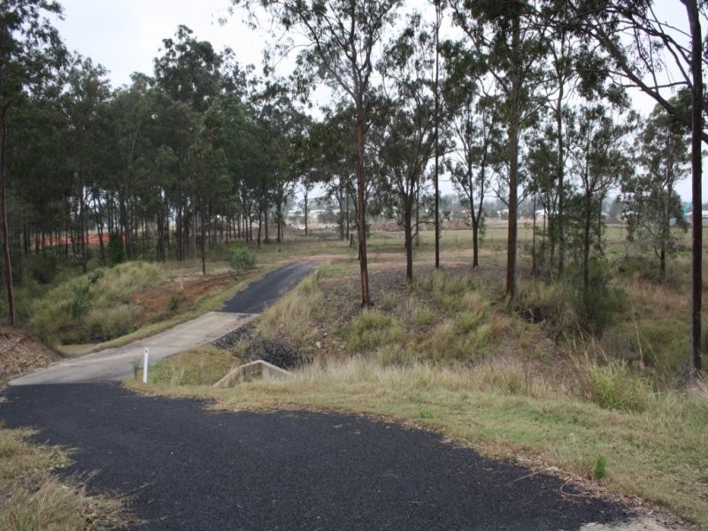 118 Jones Road, Withcott QLD 4352