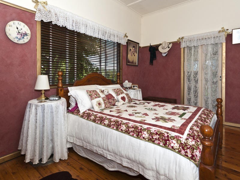 57 Penfolds Road, Murphys Creek QLD 4352