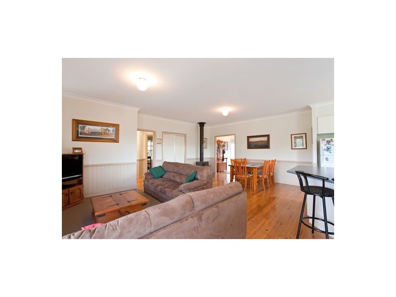 113 Six Mile Creek Road, Withcott QLD 4352