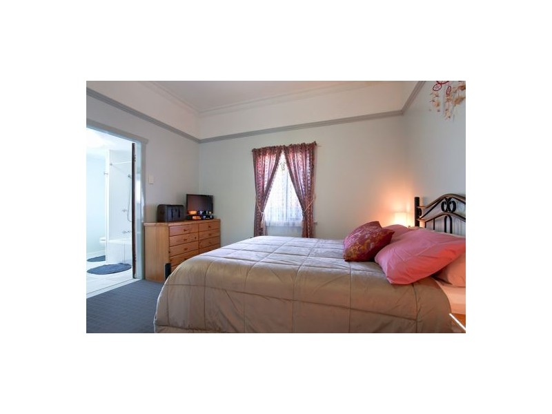 45 Gittins Road, Withcott QLD 4352