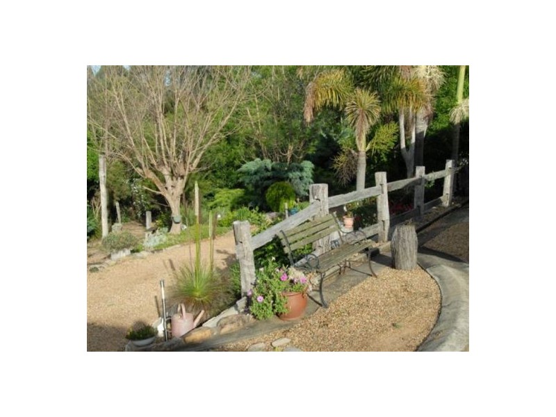 7 Woden Street, Murphys Creek QLD 4352