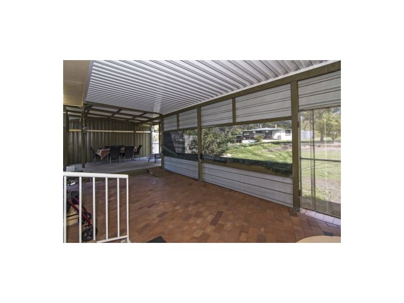 1 Meadows Drive, Withcott QLD 4352