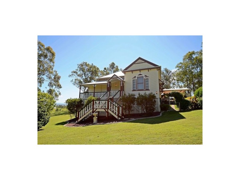 1 Cockatoo Court, Regency Downs QLD 4341