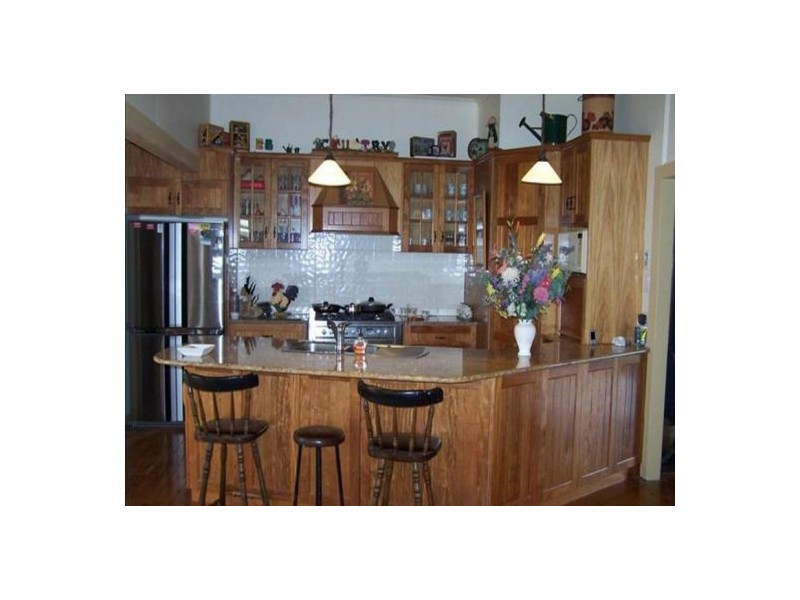 57 Penfolds Rd, Murphys Creek QLD 4352