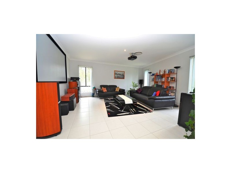 20 Sandpiper Drive, Regency Downs QLD 4341