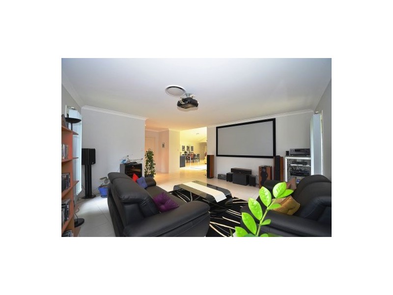 20 Sandpiper Drive, Regency Downs QLD 4341