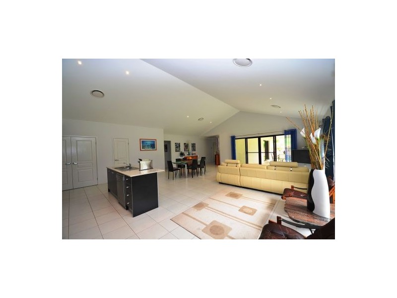 20 Sandpiper Drive, Regency Downs QLD 4341