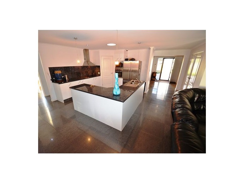 7 Appleby Close, Kensington Grove QLD 4341