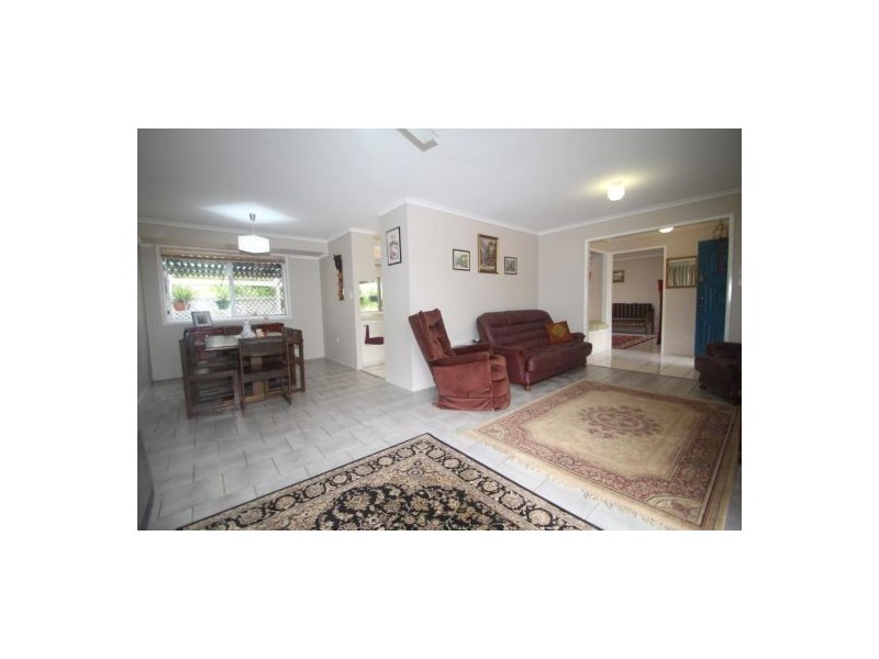 9 Stewart Street, Withcott QLD 4352