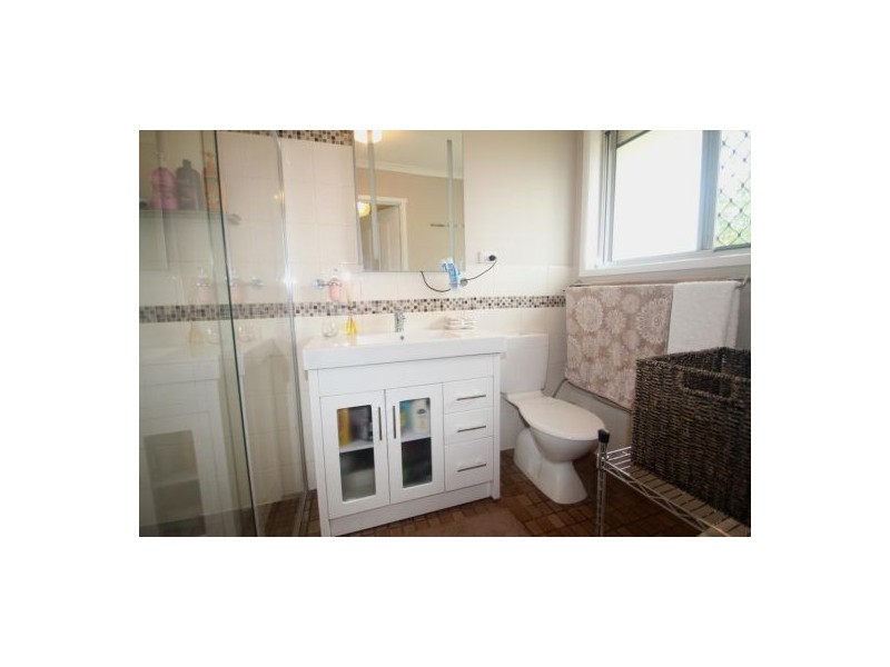 9 Stewart Street, Withcott QLD 4352