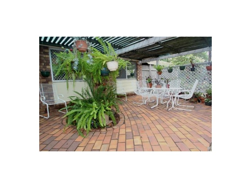 9 Stewart Street, Withcott QLD 4352