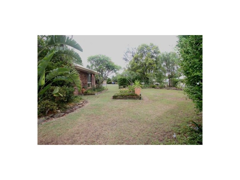 9 Stewart Street, Withcott QLD 4352