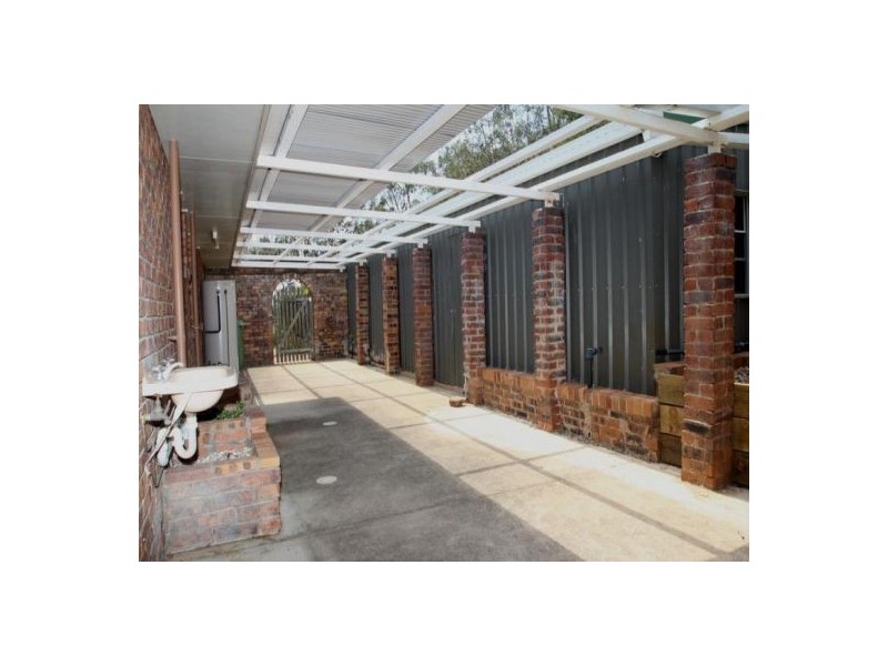 104 Diana Cres, Postmans Ridge QLD 4352