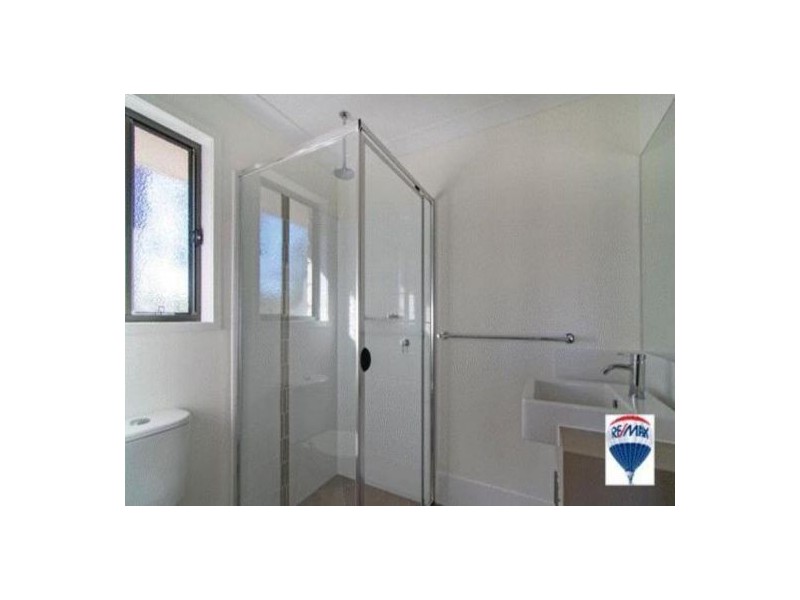 1 Pamela Court, Withcott QLD 4352