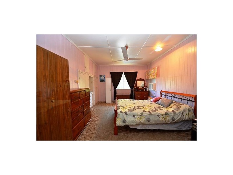 110 School Road, Upper Tenthill QLD 4343