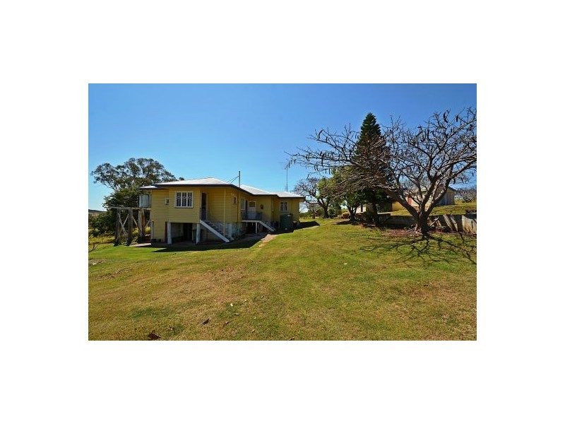 110 School Road, Upper Tenthill QLD 4343