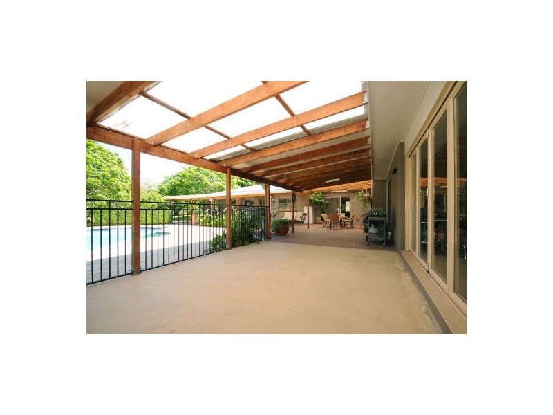 32 Mccanns Road, Murphys Creek QLD 4352