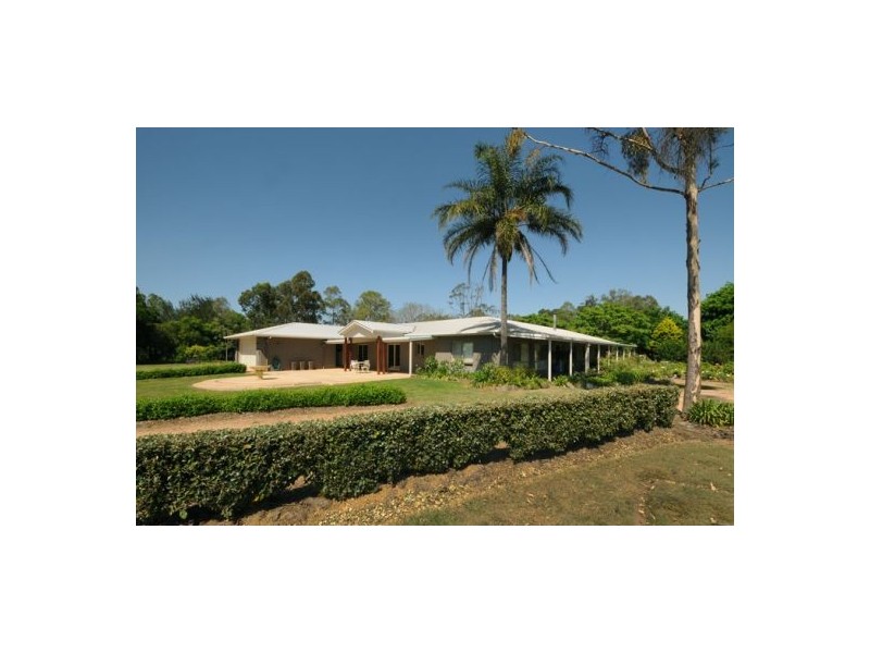 32 Mccanns Road, Murphys Creek QLD 4352