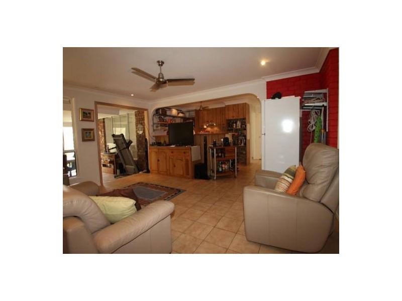 104 Diana Cres, Withcott QLD 4352