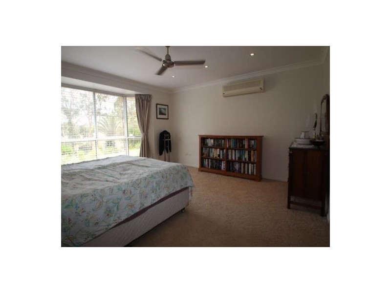 104 Diana Cres, Withcott QLD 4352
