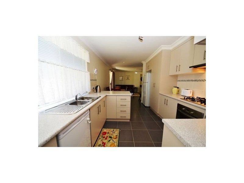 9 Legend Drive, Adare QLD 4343