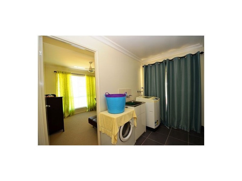 9 Legend Drive, Adare QLD 4343