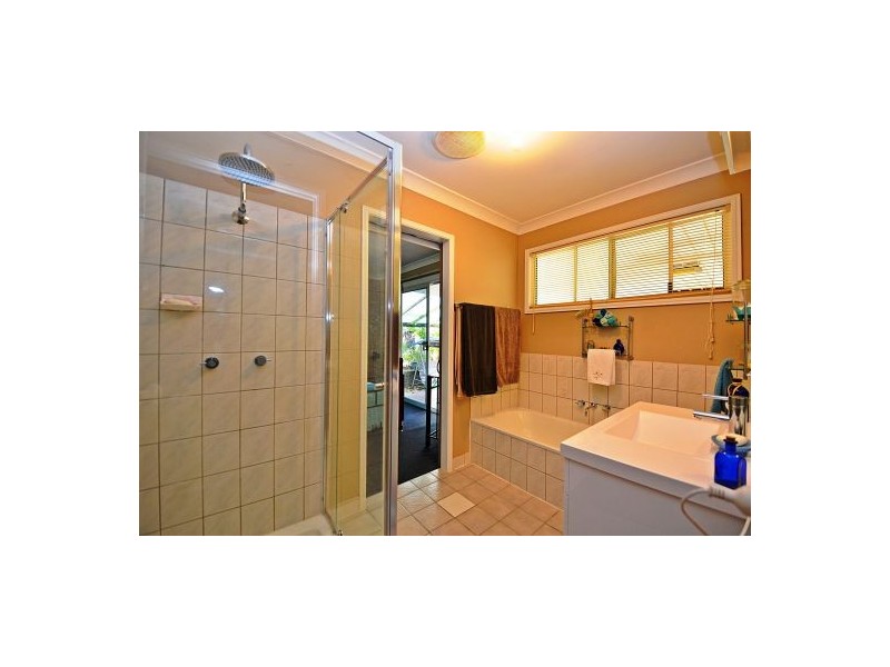 13 Pelican Drive, Laidley Heights QLD 4341