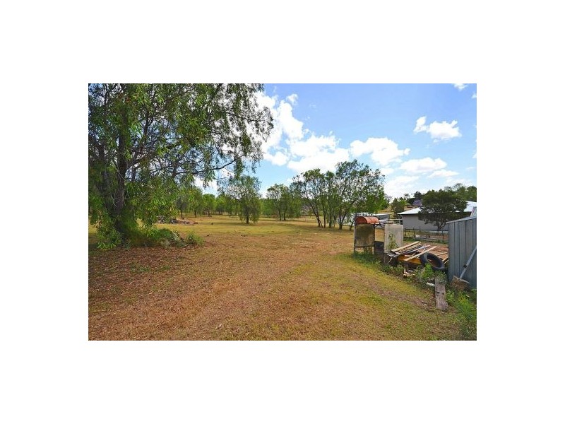13 Pelican Drive, Laidley Heights QLD 4341
