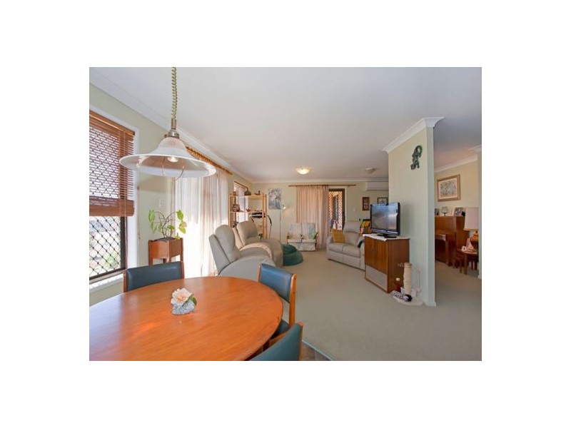 4 Belmore Drive, Withcott QLD 4352