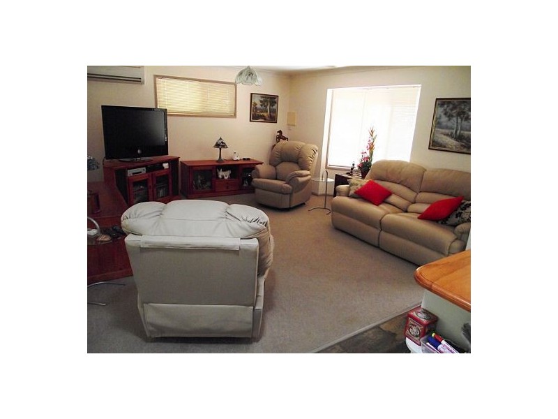 6 Bertrand Avenue,, Regency Downs QLD 4341