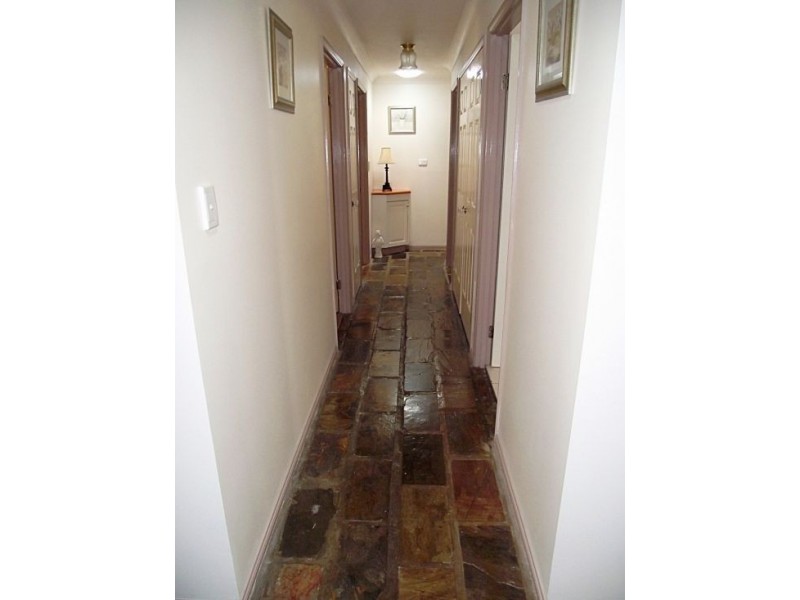 6 Bertrand Avenue,, Regency Downs QLD 4341