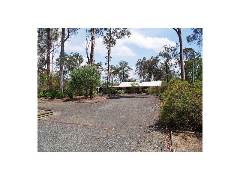 6 Bertrand Avenue,, Regency Downs QLD 4341