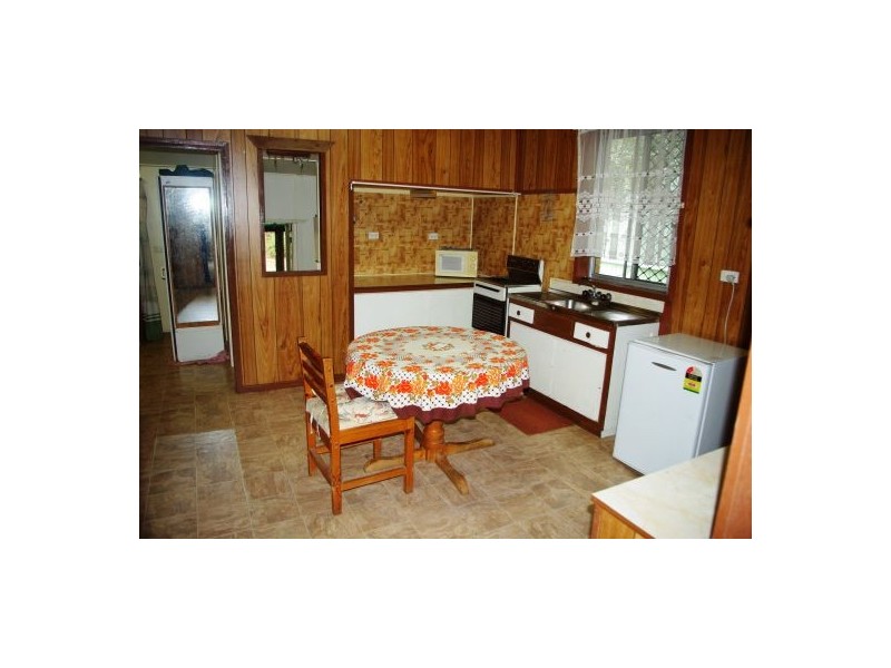 20 Main Street, Coominya QLD 4311