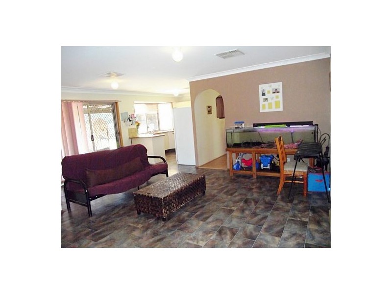9 Wagtail Drive, Regency Downs QLD 4341