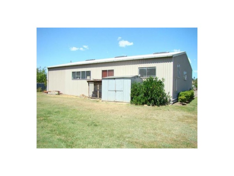 8506 Warrego Hway, Withcott QLD 4352