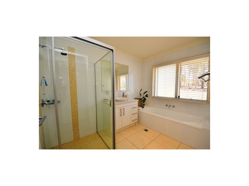 4 Scott Place, Hatton Vale QLD 4341