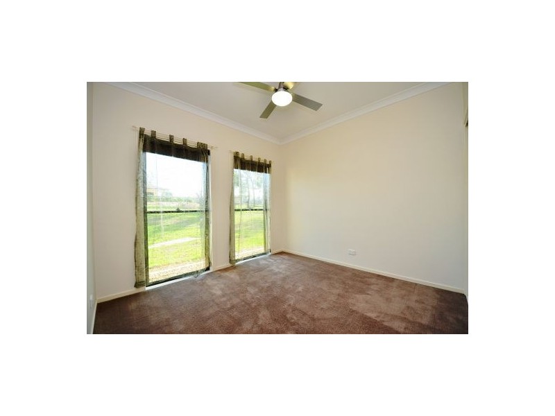 1 Appleby Close, Kensington Grove QLD 4341