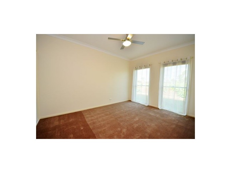 1 Appleby Close, Kensington Grove QLD 4341